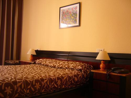 Hotel Chaparil (Adults Only) Nerja Ruang foto